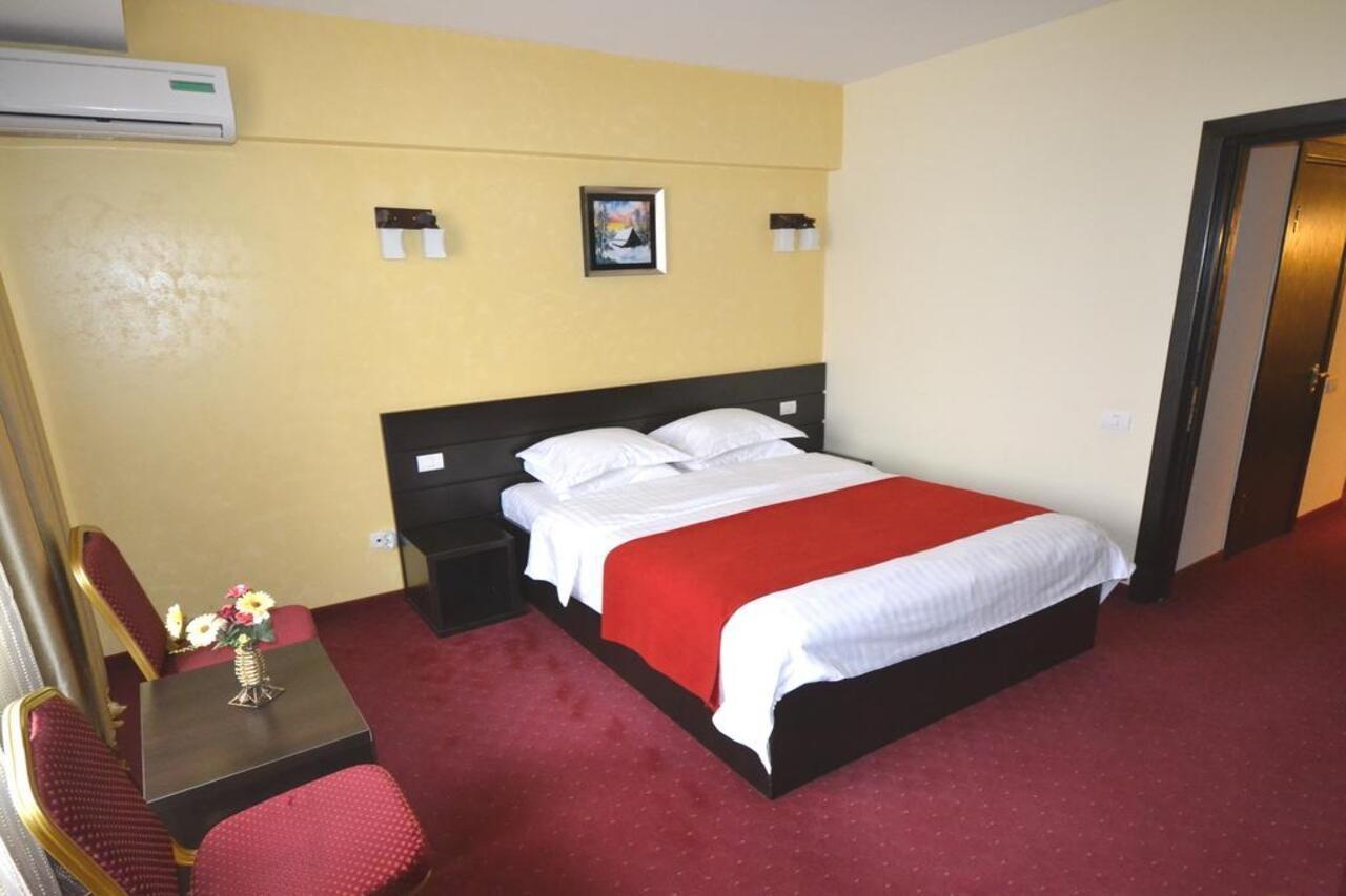 Hotel Ancor Pipera Esterno foto