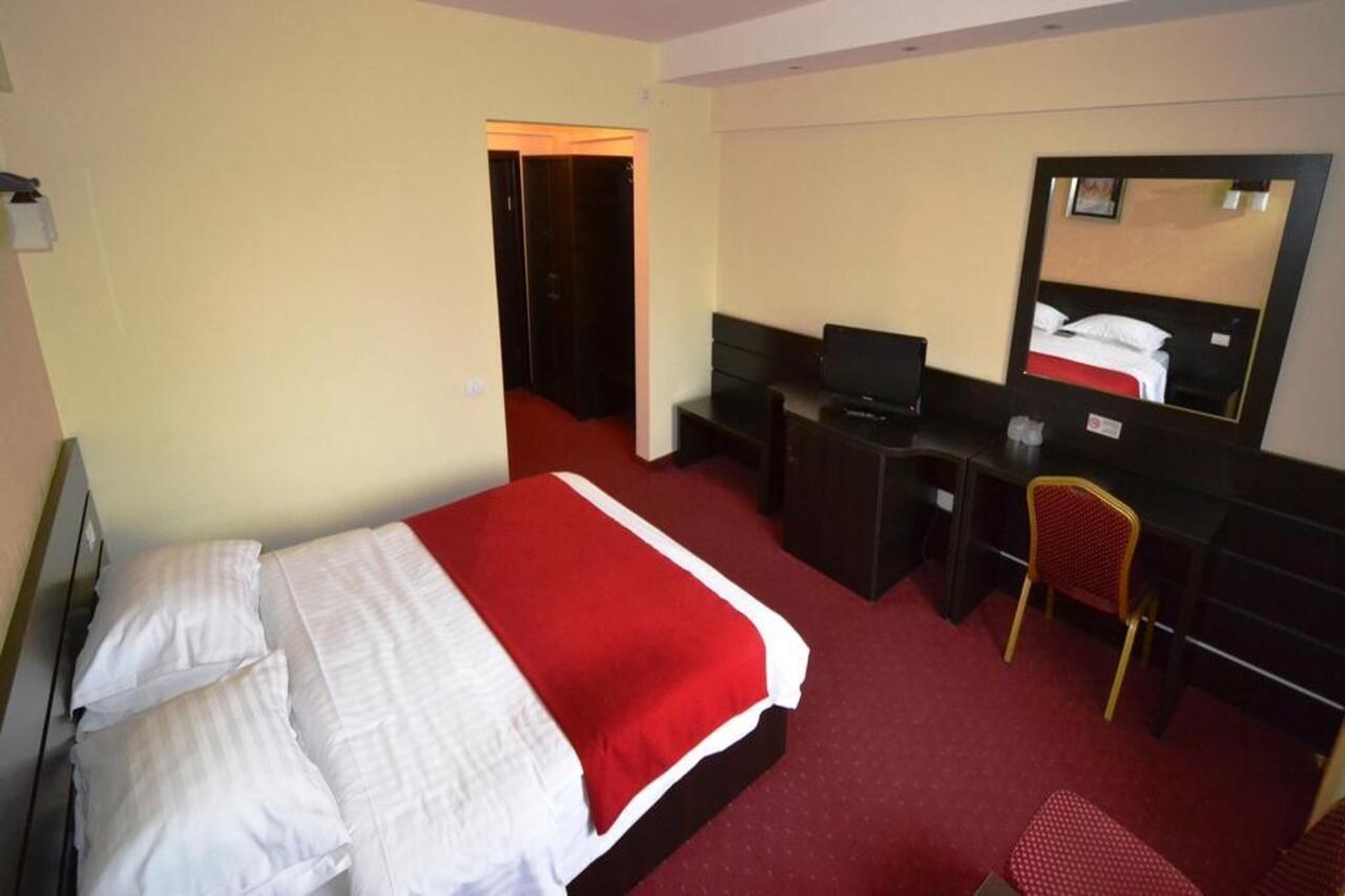 Hotel Ancor Pipera Esterno foto