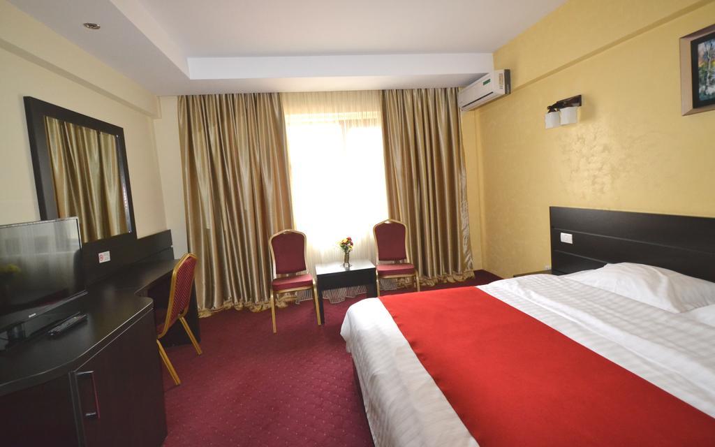 Hotel Ancor Pipera Esterno foto