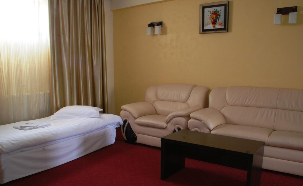 Hotel Ancor Pipera Esterno foto