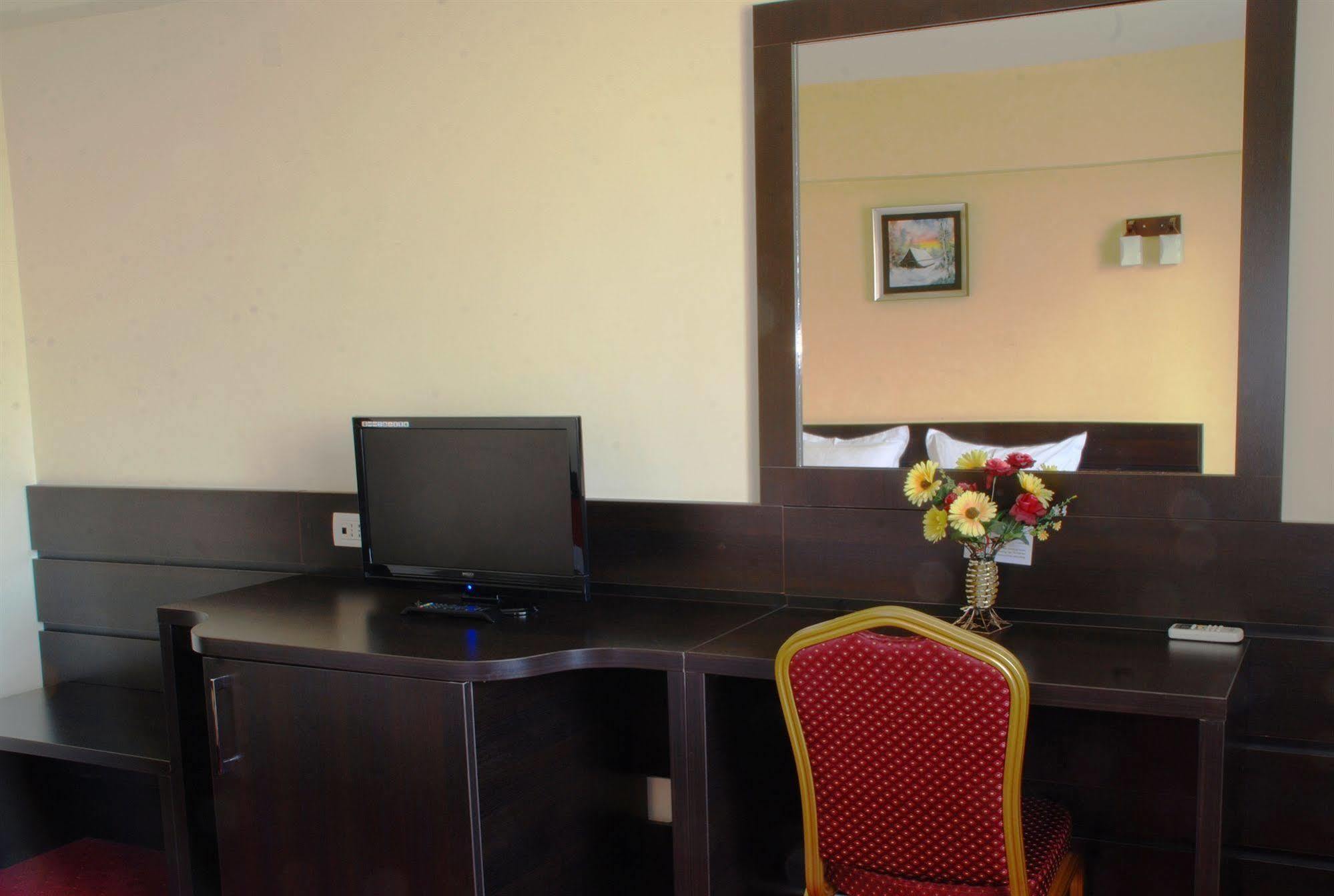 Hotel Ancor Pipera Esterno foto